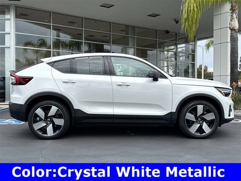 Certified 2023 Volvo C40 P8 Recharge Ultimate image 6