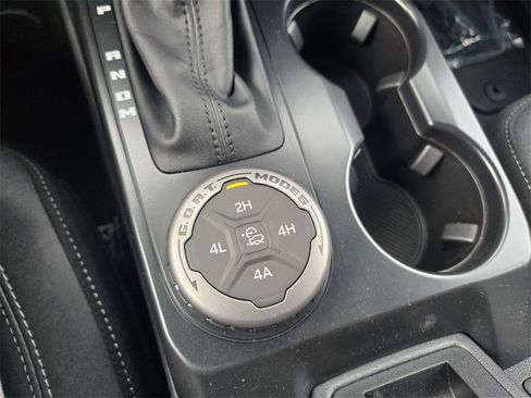 New 2025 Ford Bronco Big Bend w/ Black Diamond Package image 17