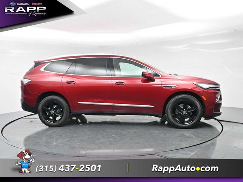 Used 2023 Buick Enclave Essence w/ Sport Touring Edition AWD/4WD image 3