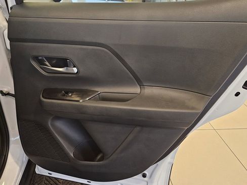 New 2026 Nissan Kicks SV w/ SV Premium Package AWD/4WD image 27