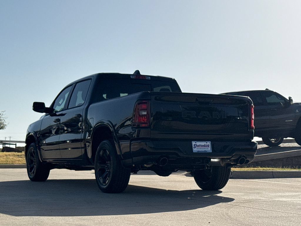 New 2027 RAM 1500 4x4 Crew Cab image 7