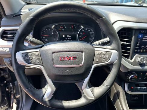 Used 2023 GMC Acadia SLT w/ Preferred Package AWD/4WD image 30