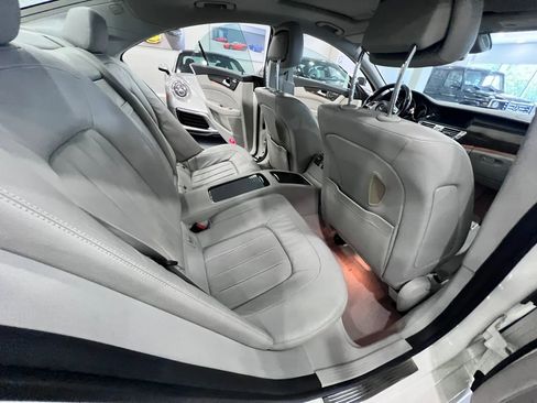 Used 2014 Mercedes-Benz CLS 550 w/ Premium 1 Package image 14