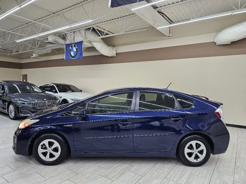Used 2012 Toyota Prius V Two image 46