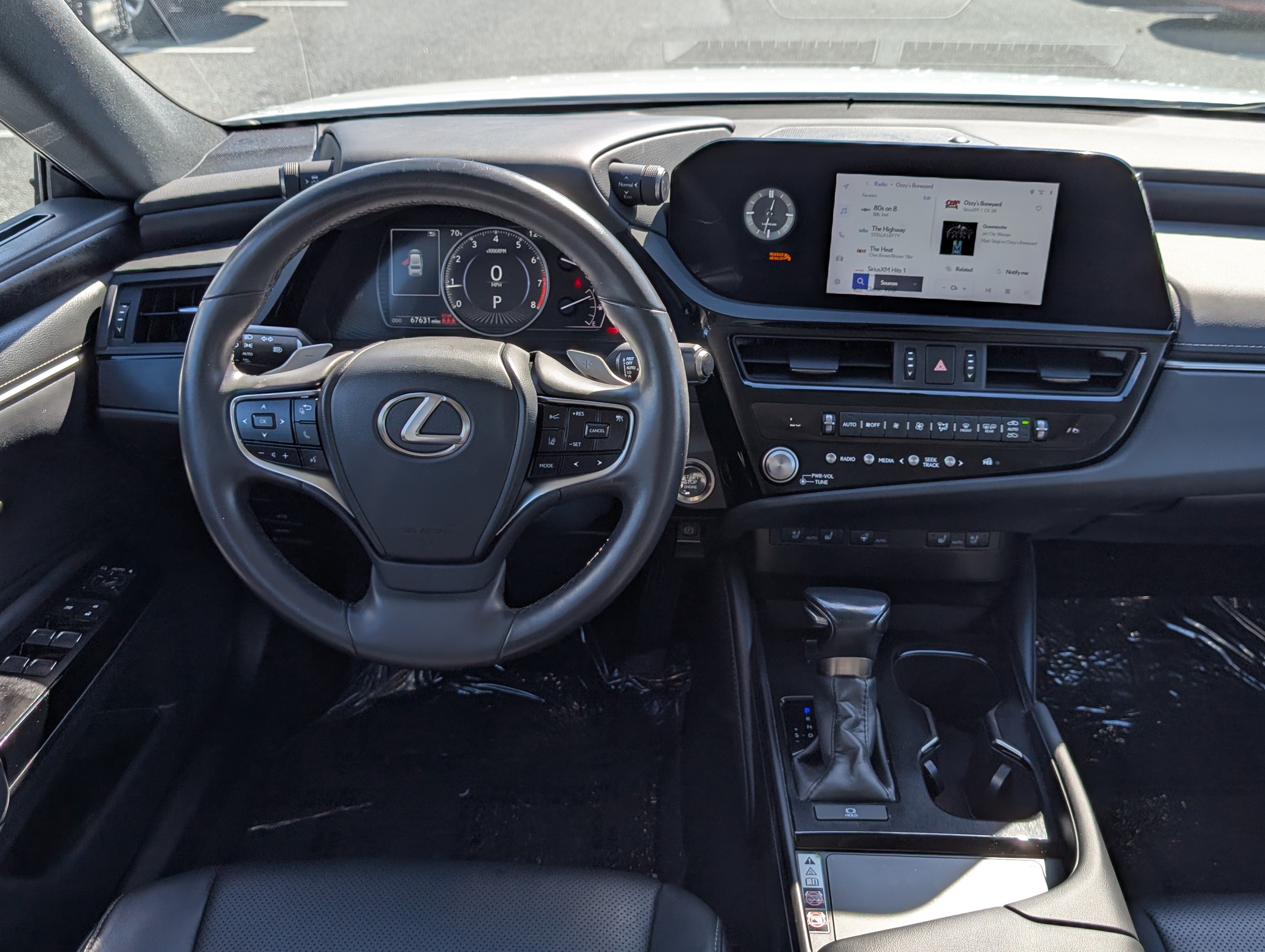 Used 2023 Lexus ES 350 w/ Premium Package FWD image 17