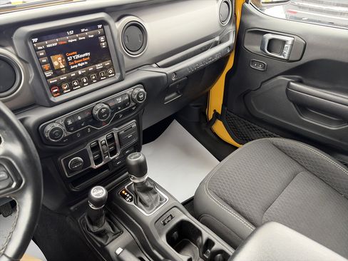Used 2021 Jeep Wrangler Unlimited Sport image 22