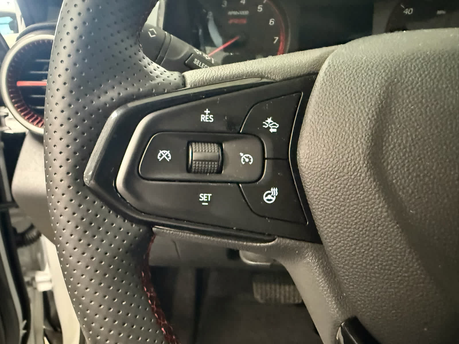 Used 2026 Chevrolet Trax RS w/ Driver Confidence Package FWD image 17