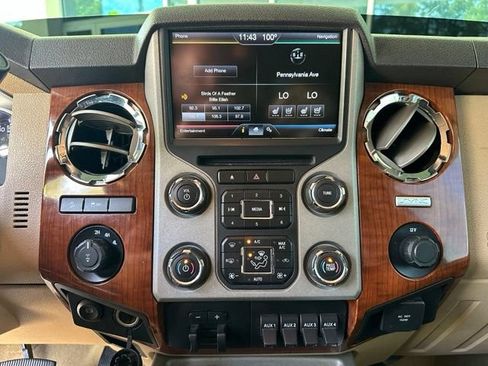 Used 2015 Ford F250 King Ranch w/ FX4 Off-Road Package AWD/4WD image 16