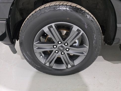 Used 2023 Ford F150 Lariat w/ Equipment Group 502A High image 7