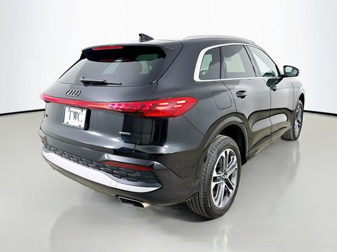 Used 2025 Audi Q5 Premium w/ Convenience Package AWD/4WD image 5