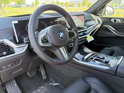 New 2026 BMW X5 xDrive40i w/ M Sport Package AWD/4WD image 23