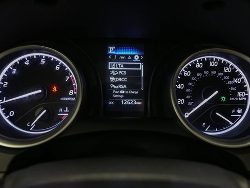 Used 2023 Toyota Camry LE FWD image 32