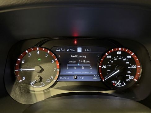 Used 2022 Nissan Frontier PRO-4X w/ Pro-4X Premium Package image 23