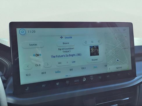 New 2025 Ford Escape Active w/ Active Premium Tech Pack image 7