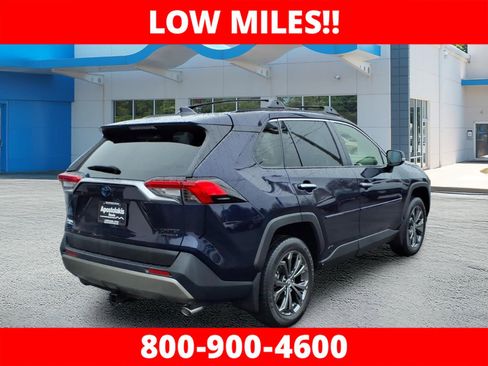 Used 2022 Toyota RAV4 Limited image 3