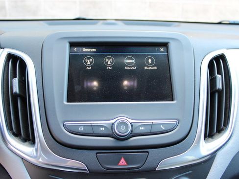Used 2019 Chevrolet Equinox LT AWD/4WD image 19
