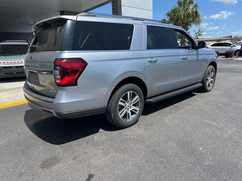 Used 2024 Ford Expedition Max Limited image 3