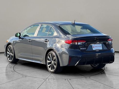 Certified 2025 Toyota Corolla SE w/ Convenience Package image 4