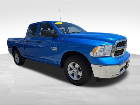 Used 2024 RAM 1500 Classic SLT AWD/4WD image 1