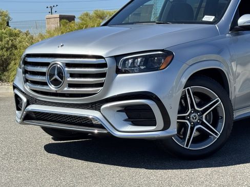 New 2025 Mercedes-Benz GLS 450 4MATIC image 3