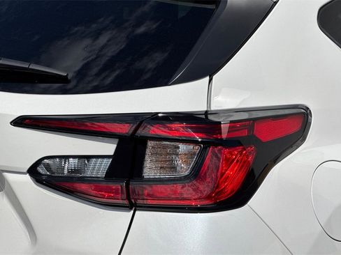 New 2025 Subaru Crosstrek 2.5i Limited w/ Crosstrek Mirror Package image 34