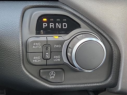 New 2026 RAM 1500 Big Horn AWD/4WD image 22