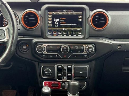 Used 2023 Jeep Gladiator Mojave w/ Trailer Tow Package image 26