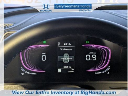 Used 2025 Kia Sportage EX w/ Premium Package image 32