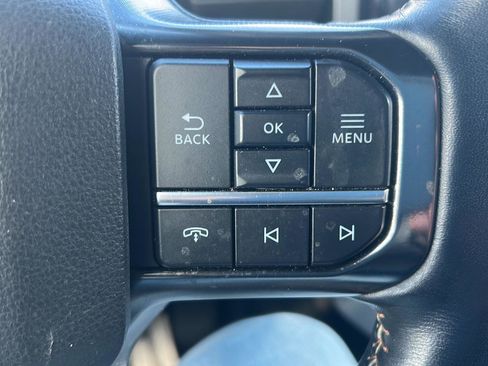 Used 2022 Ford F150 Platinum image 14