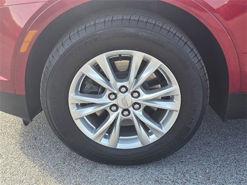 Used 2024 Cadillac XT5 Luxury image 9
