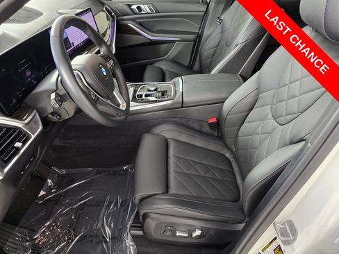 Used 2026 BMW X5 xDrive40i AWD/4WD image 9