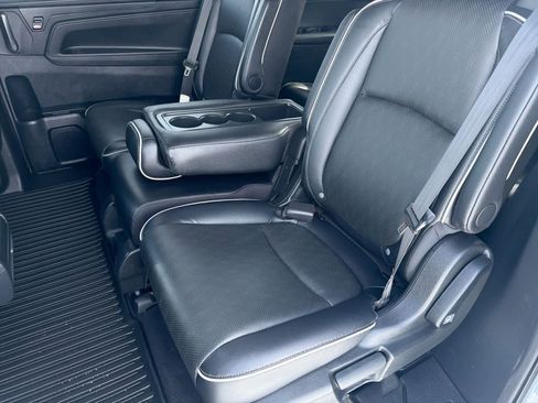 Used 2023 Honda Odyssey Elite image 21