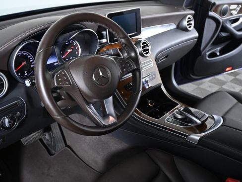 Used 2017 Mercedes-Benz GLC 300 4MATIC image 10