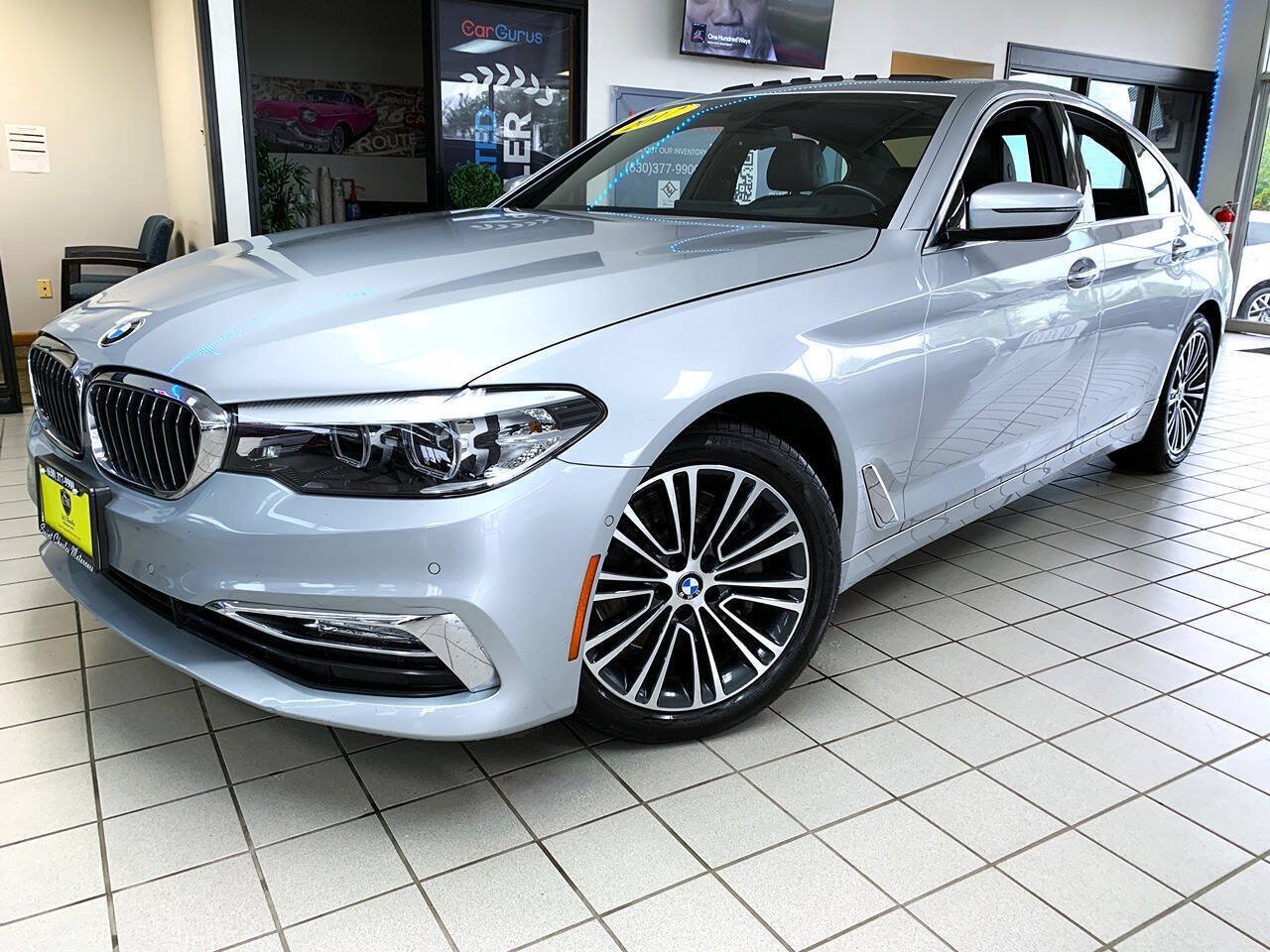 Used 2017 BMW 530i xDrive AWD/4WD image 2