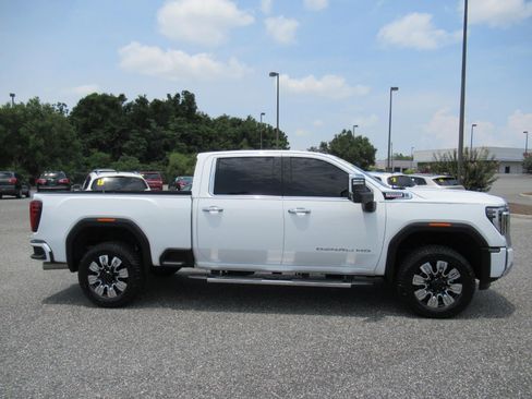 Used 2025 GMC Sierra 2500 Denali w/ Denali Reserve Package AWD/4WD image 2