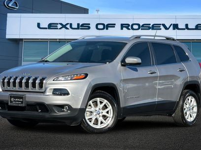 Used 2018 Jeep Cherokee Latitude w/ Safety Group