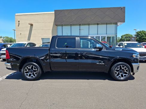 Used 2025 RAM 1500 Laramie AWD/4WD image 7