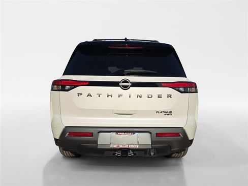 New 2026 Nissan Pathfinder Platinum AWD/4WD image 4