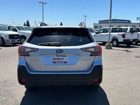 Used 2024 Subaru Outback Premium image 4