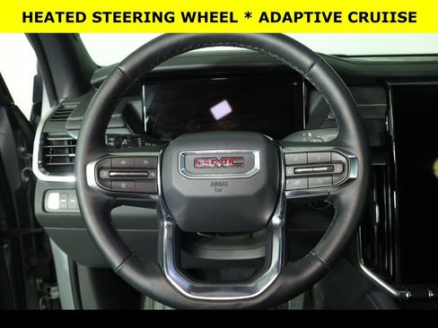 Used 2025 GMC Acadia Elevation image 7