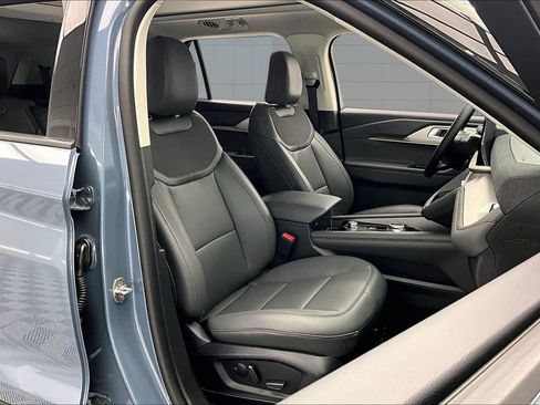 New 2026 Ford Explorer Active w/ Active Comfort Package AWD/4WD image 11