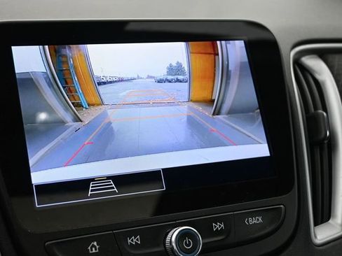 Used 2023 Chevrolet Malibu LT image 30