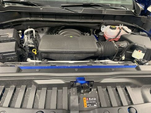 Used 2023 Chevrolet Silverado 1500 LT AWD/4WD image 24