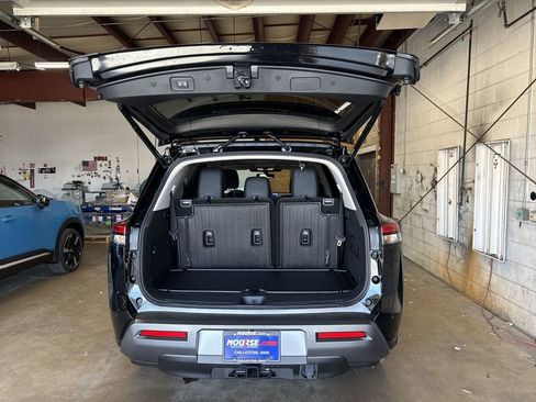New 2026 Nissan Pathfinder SL AWD/4WD image 20