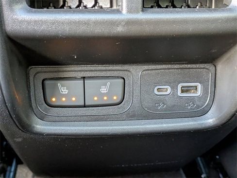 Used 2023 Cadillac XT4 Premium Luxury w/ Technology Package image 17