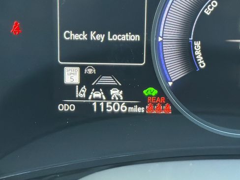 Certified 2025 Lexus NX 350h AWD w/ Accessory Package (2T) image 35
