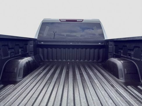 Used 2022 Chevrolet Silverado 1500 LT Trail Boss w/ Safety Package AWD/4WD image 19