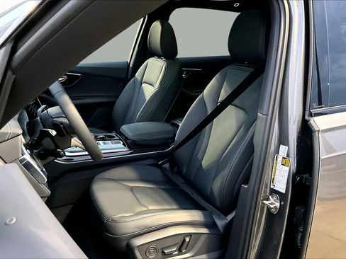 New 2026 Audi Q7 2.0T Premium AWD/4WD image 9