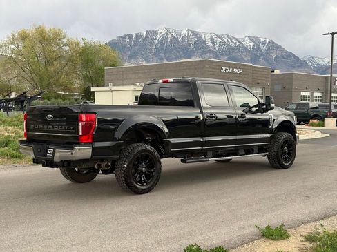 Used 2022 Ford F350 Lariat w/ Lariat Ultimate Package AWD/4WD image 9