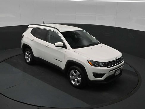Used 2020 Jeep Compass Latitude AWD/4WD image 10